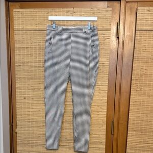 Maurices Black and White Skinny Pants with High Waist, size Large.